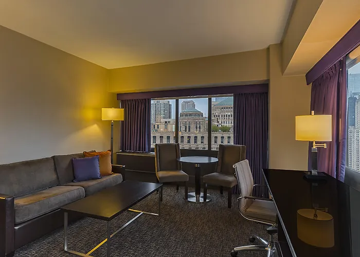Holiday Inn Chicago Mart Plaza River North, An Ihg Hotel