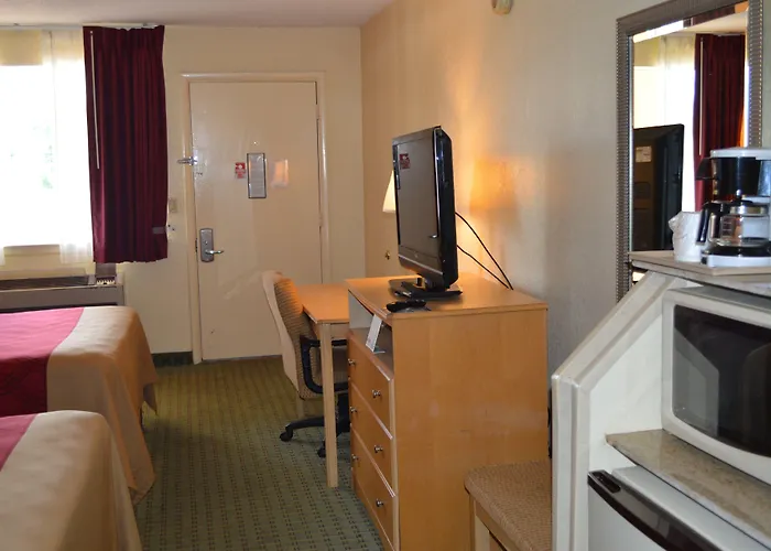Econo Lodge Christiansburg-Blacksburg I-81