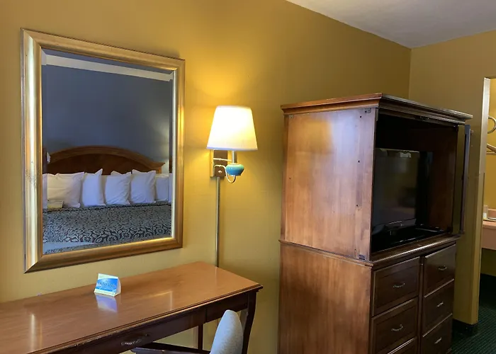 Days Inn By Wyndham Jonesboro Ar