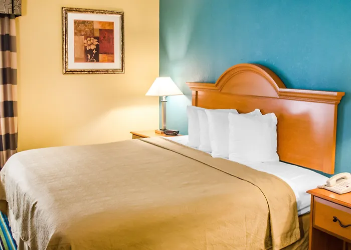 Quality Inn & Suites Medina - Akron West