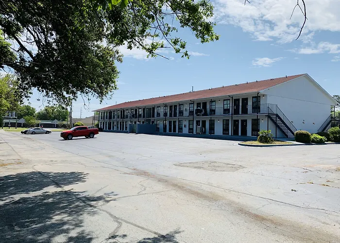 Econo Lodge Crystal Coast