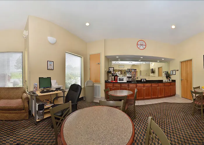 Sleep Inn & Suites Tuscaloosa East