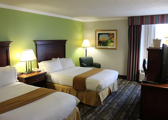 Wyndham Garden Summerville