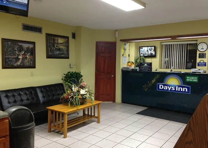 Days Inn By Wyndham Byron