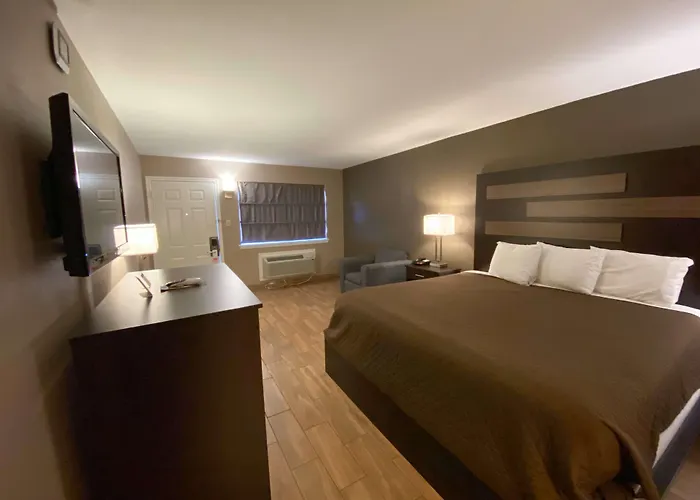 Quality Inn & Suites New Boston - Texarkana West