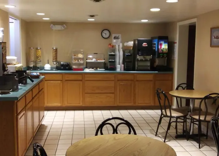 Bestway Inn - Madison