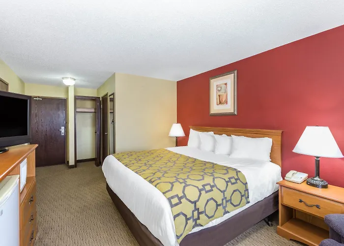 Baymont By Wyndham Fort Dodge