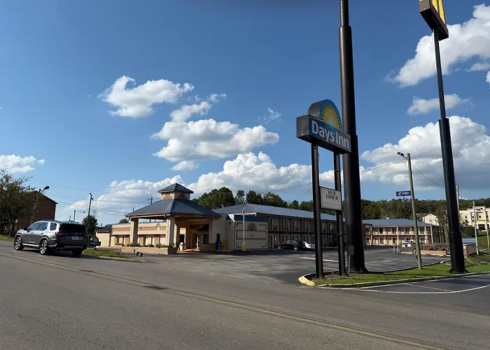 Days Inn By Wyndham Cookeville
