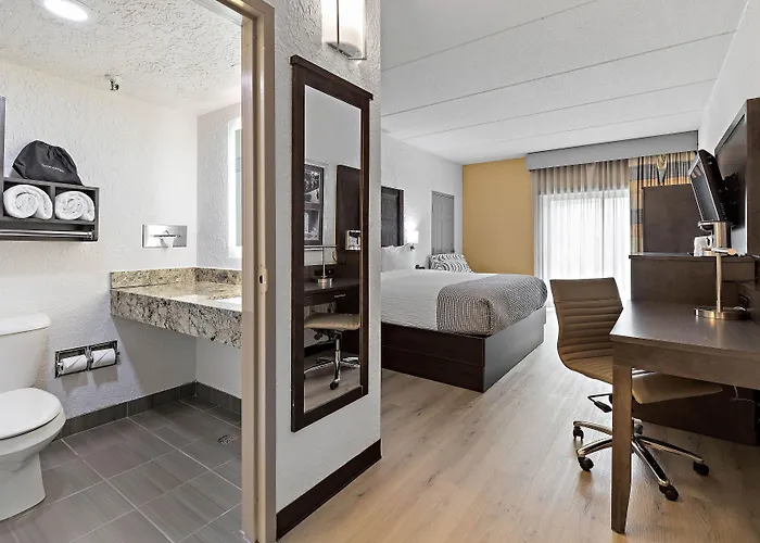 Americinn By Wyndham Rochester Near Mayo Clinic