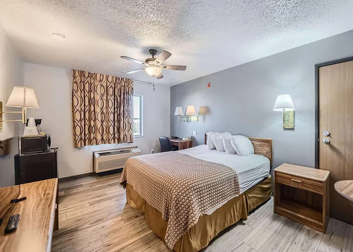 Travelodge By Wyndham Longmont