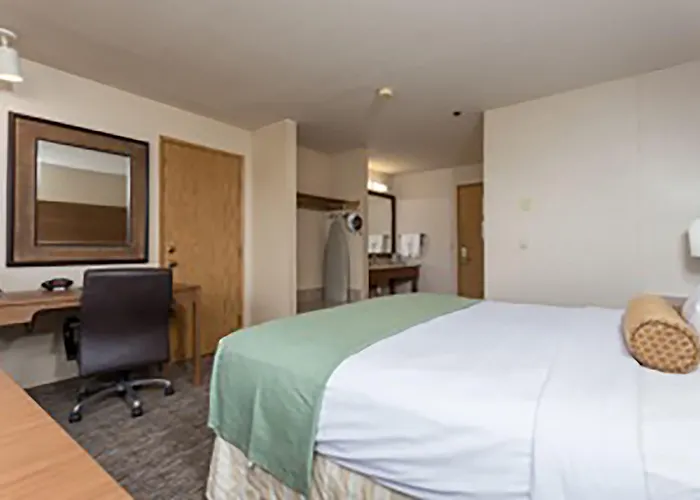 Yuma Inn & Suites