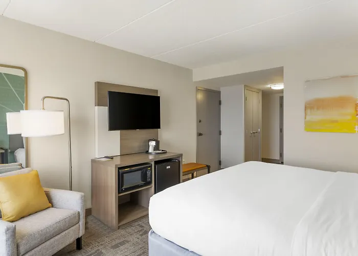Comfort Inn & Suites Watertown - 1000 Islands
