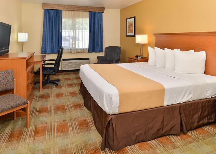 Best Western Kiva Inn