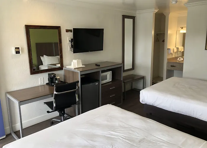 Gilroy Inn