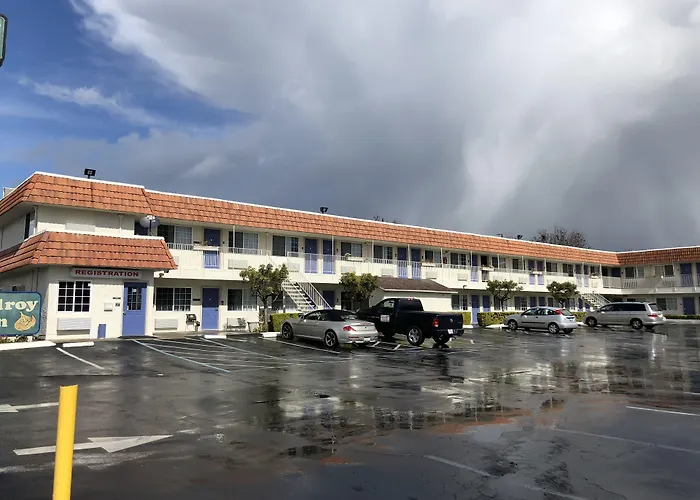 Gilroy Inn