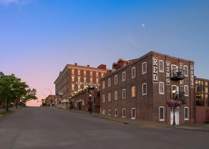 St James Hotel