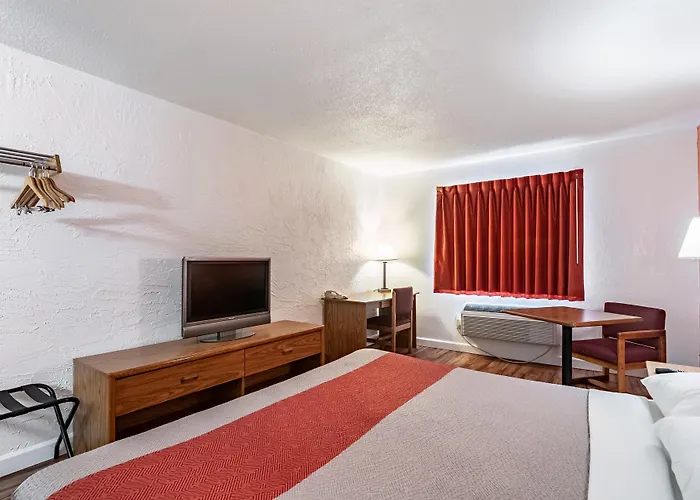 Motel 6-Naperville, Il