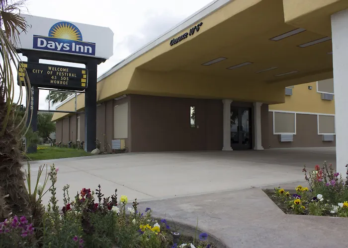 Days Inn By Wyndham Indio