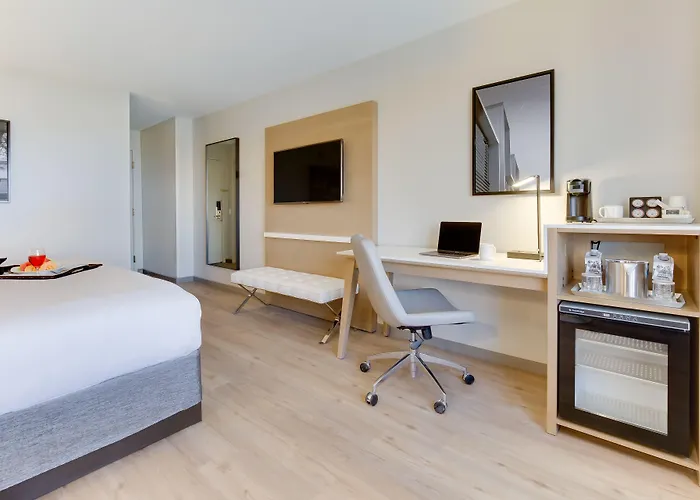 Radisson Hotel Sunnyvale - Silicon Valley