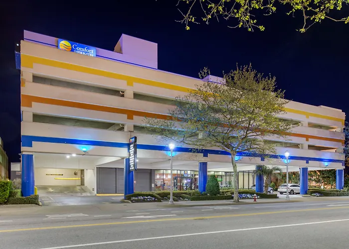 Coastal Hotel & Suites Virginia Beach - Oceanfront