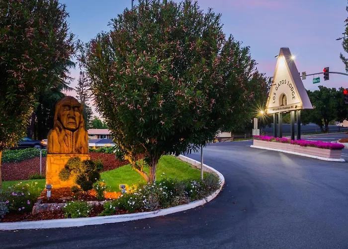 Los Gatos Lodge