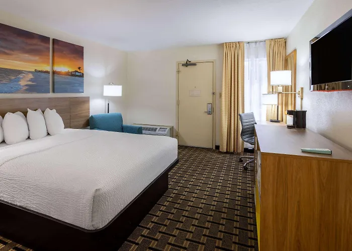 Hotel Carolina A Days Inn By Wyndham