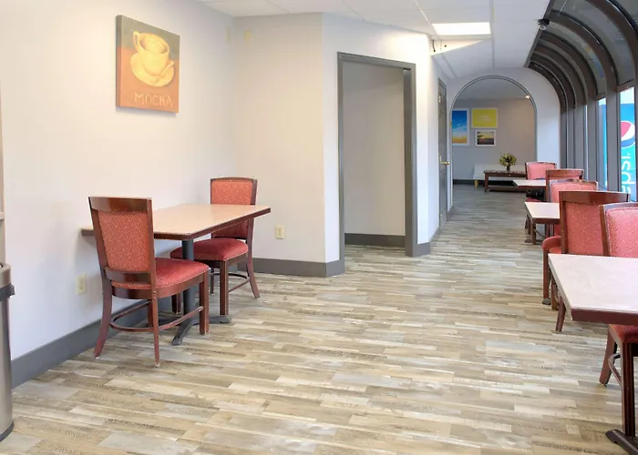 Days Inn By Wyndham Harriman