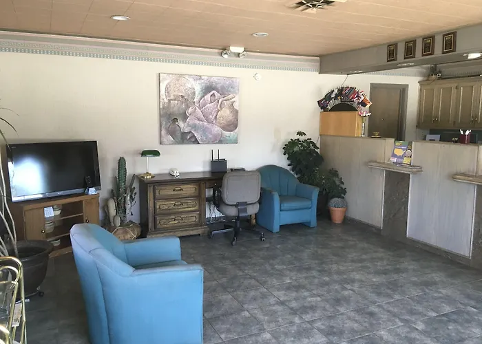 Budget Inn Lafonda Motel