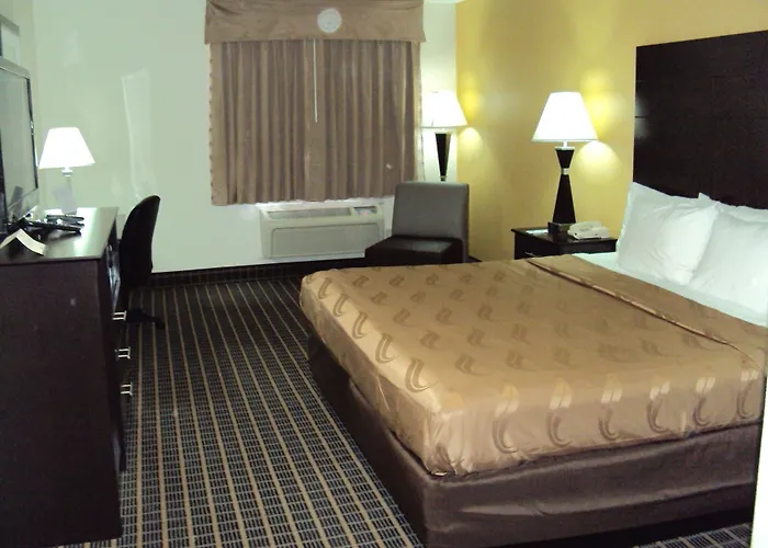 Quality Inn Carbondale University Area