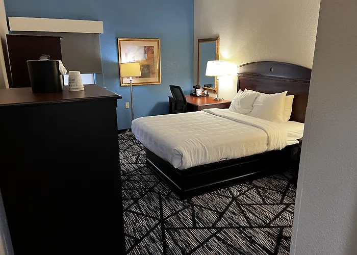 Baymont By Wyndham Monroe Ohio