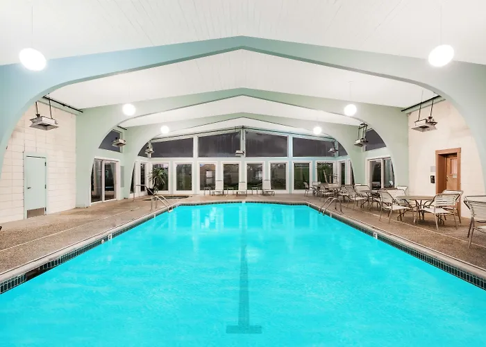 Howard Johnson By Wyndham Middletown Newport Area