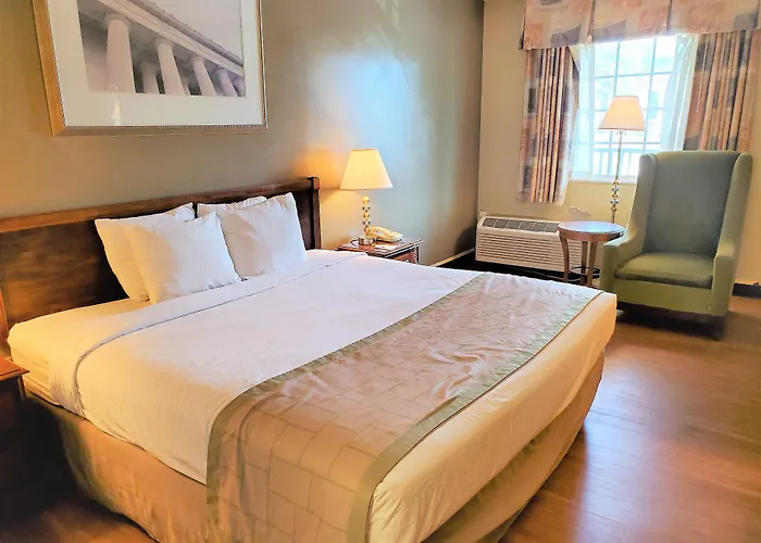 Days Inn By Wyndham Towson