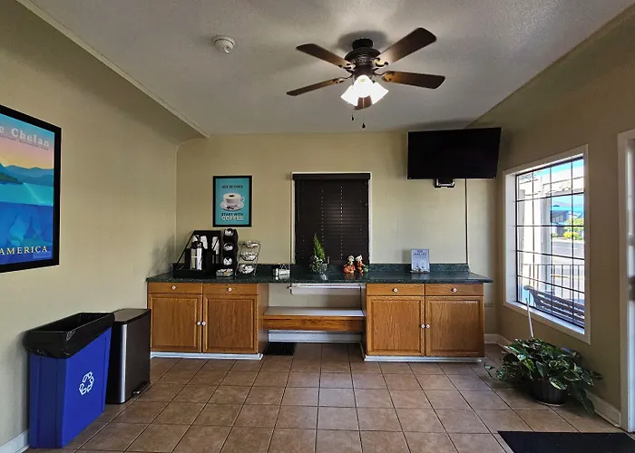 Travelodge By Wyndham Wenatchee