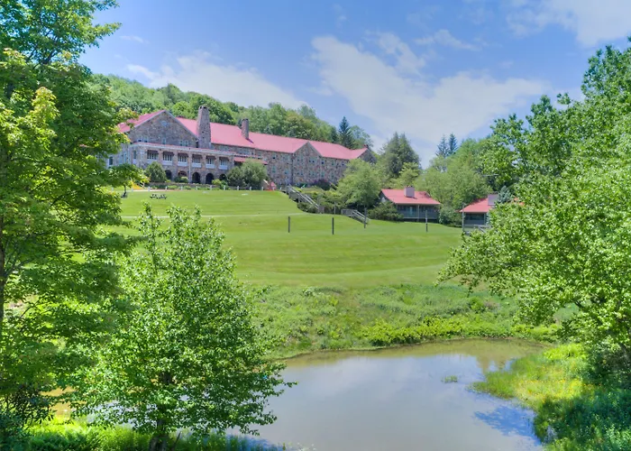 Mountain Lake Lodge