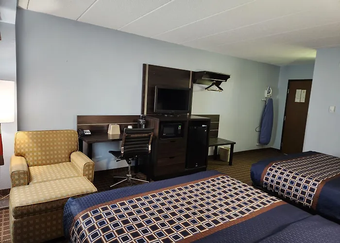 Stillwater Inn & Suites