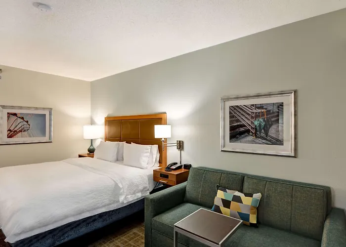 Hampton Inn State College