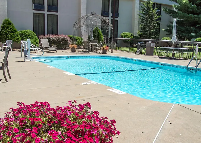 Greenstay Hotel & Suites Central