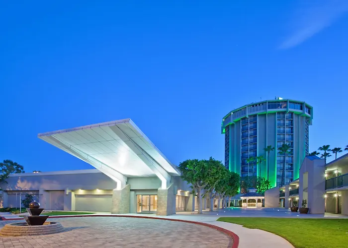 Holiday Inn Long Beach - Airport By Ihg
