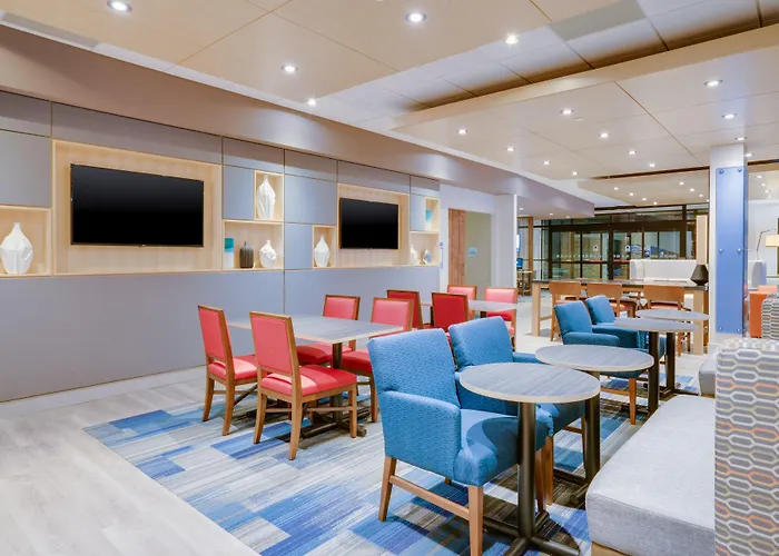 Holiday Inn Express & Suites Ft. Washington - Philadelphia By Ihg