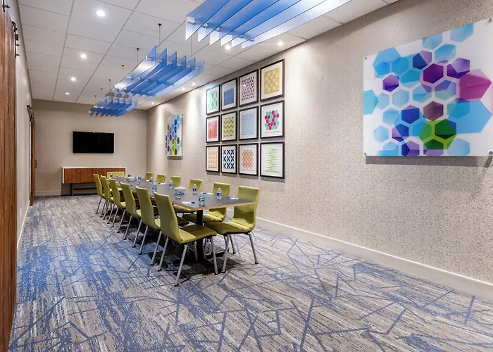 Holiday Inn Express & Suites Ft. Washington - Philadelphia By Ihg