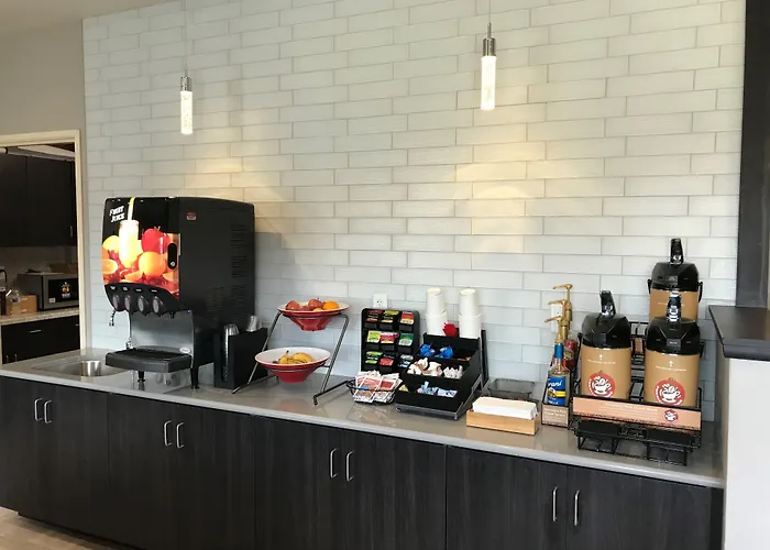 Best Western Plus Paper Valley Hotel