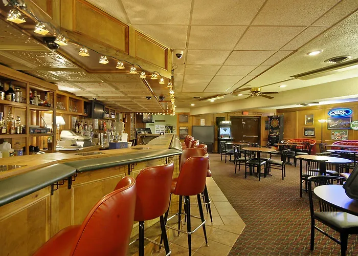 Ramada By Wyndham Pittsburgh/New Stanton