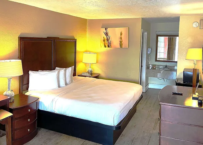 Days Inn By Wyndham Fort Walton Beach