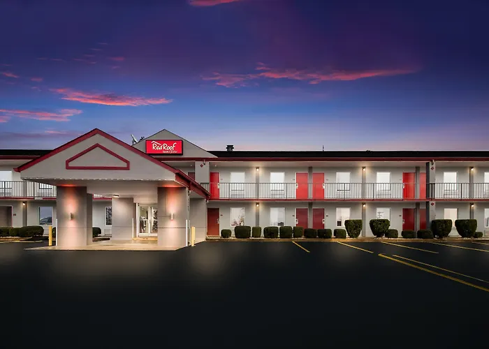 Red Roof Inn & Suites Jackson, Tn