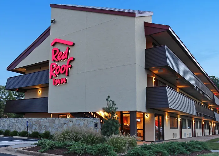 Red Roof Inn Hampton Coliseum And Convention Center