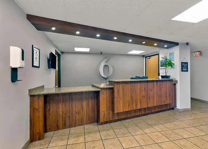 Motel 6-Oak Creek, Wi