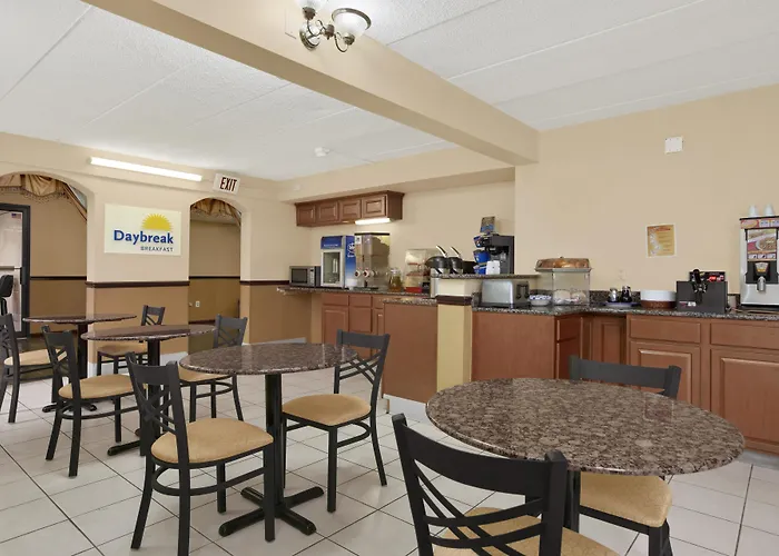 Days Inn By Wyndham Hagerstown I-70