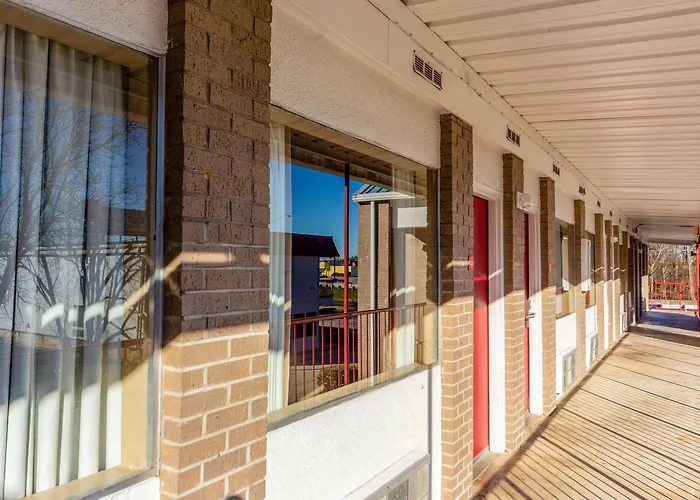Econo Lodge Meridian South