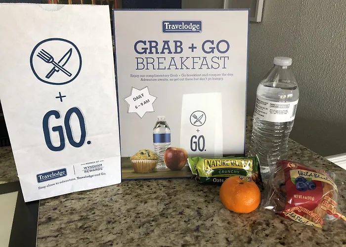 Travelodge By Wyndham Fort Myers Cape Coral