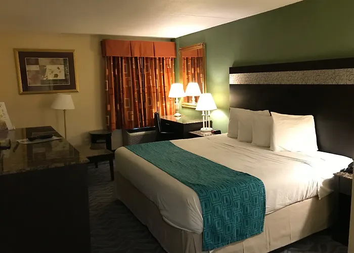 Howard Johnson By Wyndham Newark Airport